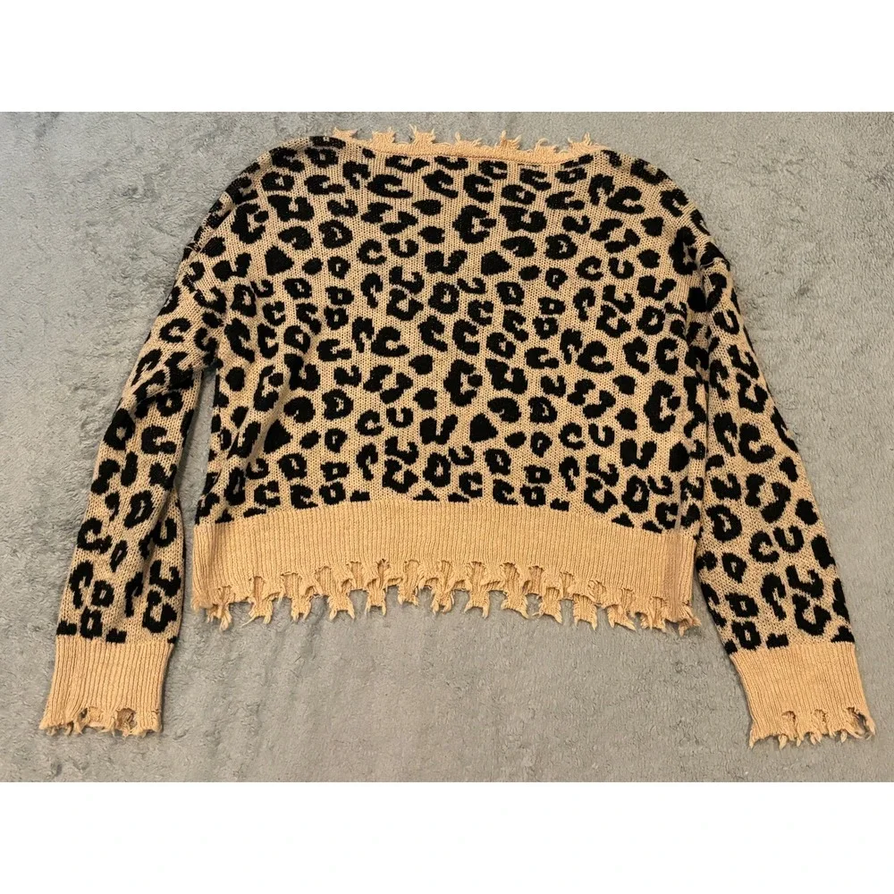 Vigoss Leopard Print Distressed V-Neck Sweater Tan Black XL Frayed Hem
